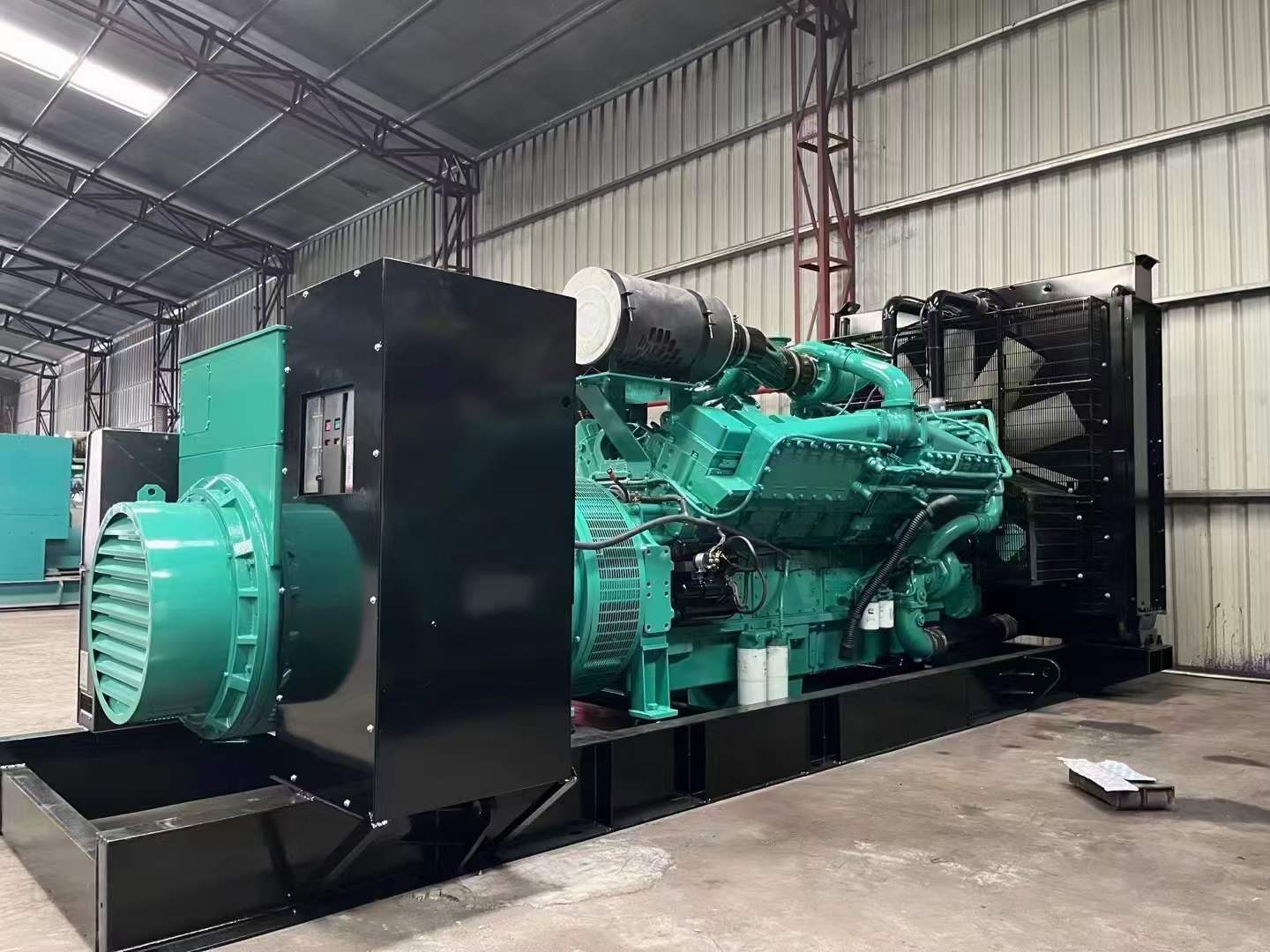 塔河如何降低 800kW 柴油发电机输出电流的波动？