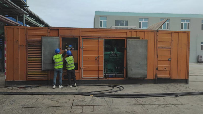 塔河如何检查柴油发电机组的机油油位？